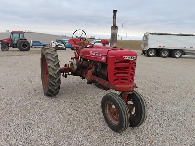 Image of Farmall H equipment image 3