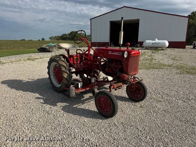 Image of Farmall Cub equipment image 2