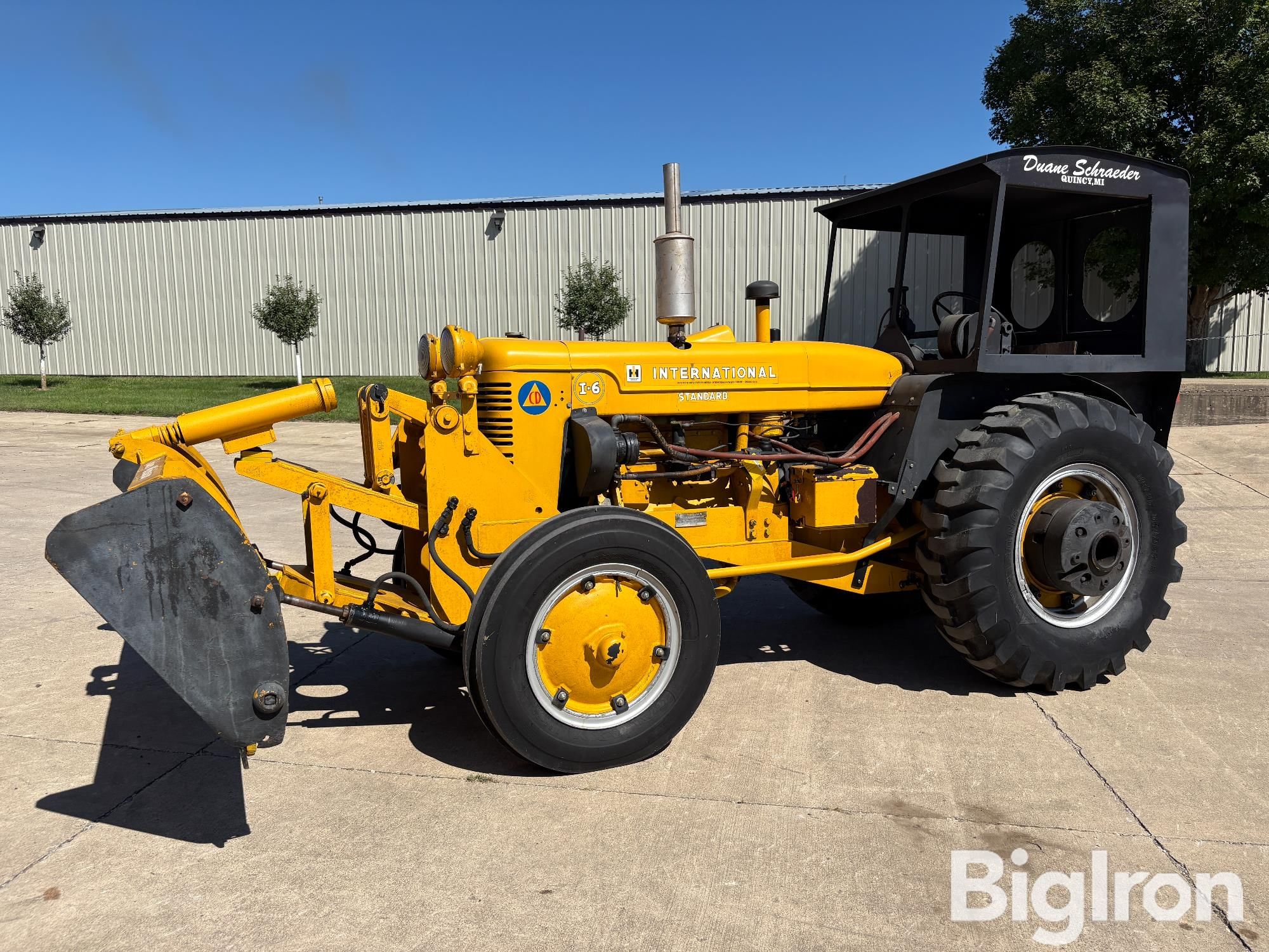 1947 International Harvester I-6 Equipment Image0