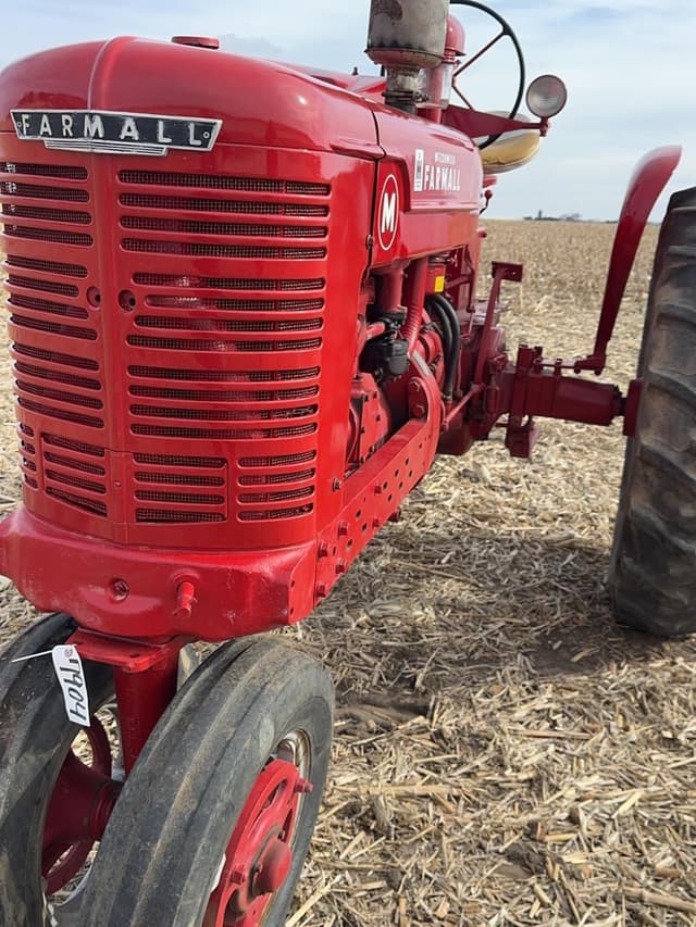Image of Farmall M equipment image 4