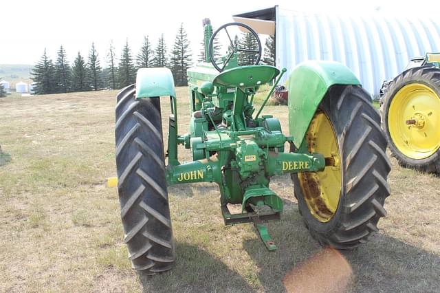 Image of John Deere A equipment image 2