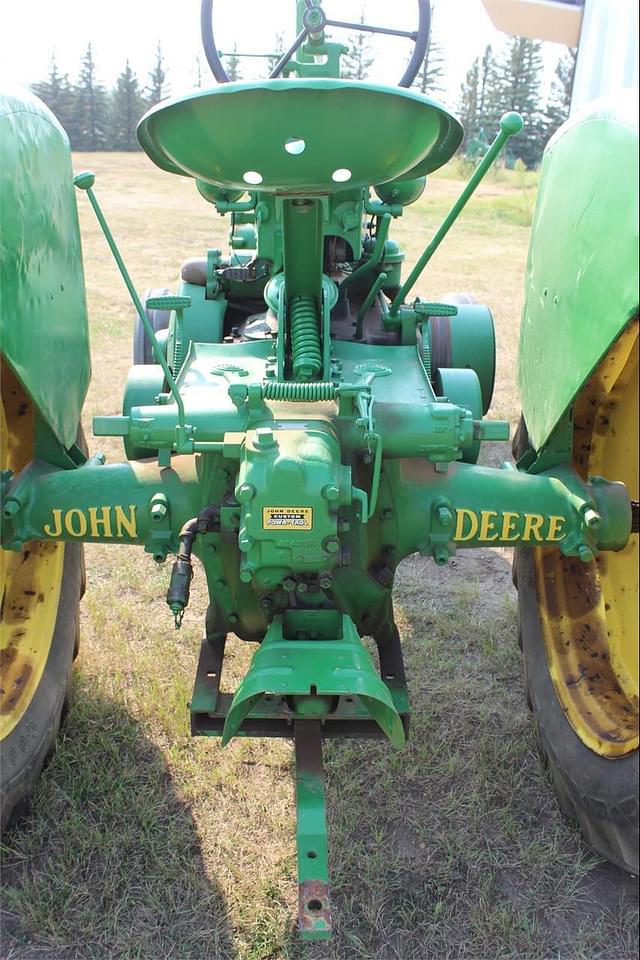 Image of John Deere A equipment image 3