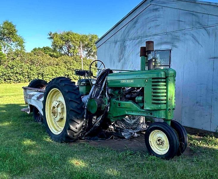 Image of John Deere A Image 0
