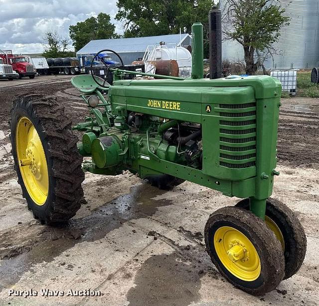 Image of John Deere A equipment image 2
