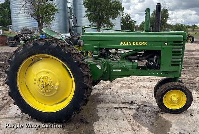 Image of John Deere A equipment image 3