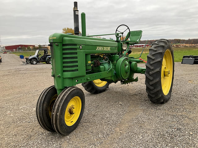 Image of John Deere B equipment image 1