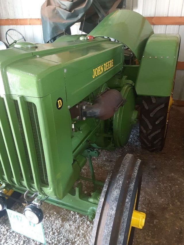 Image of John Deere D equipment image 1