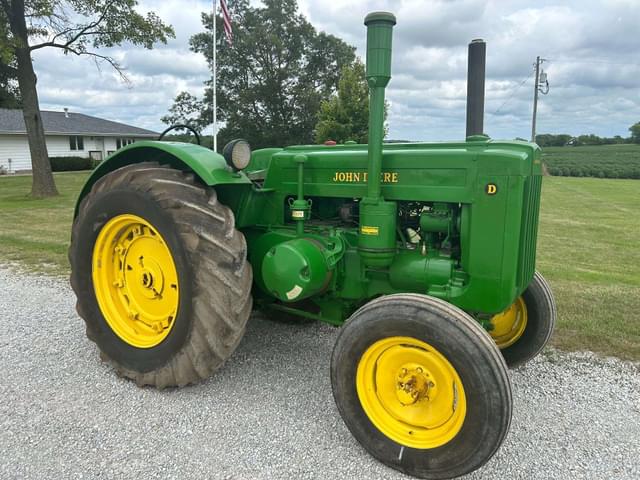 Image of John Deere D equipment image 2