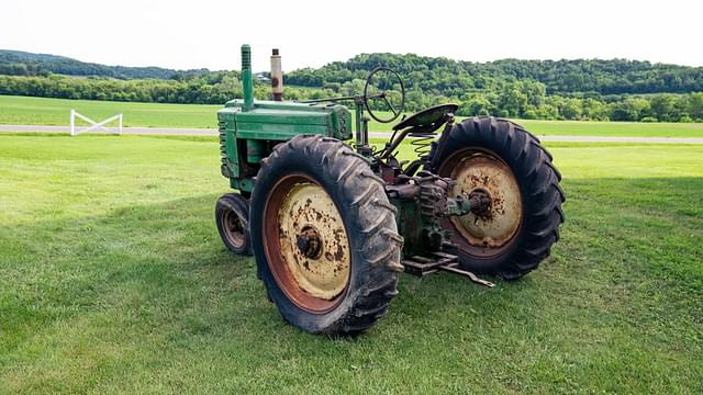 Image of John Deere GM equipment image 4