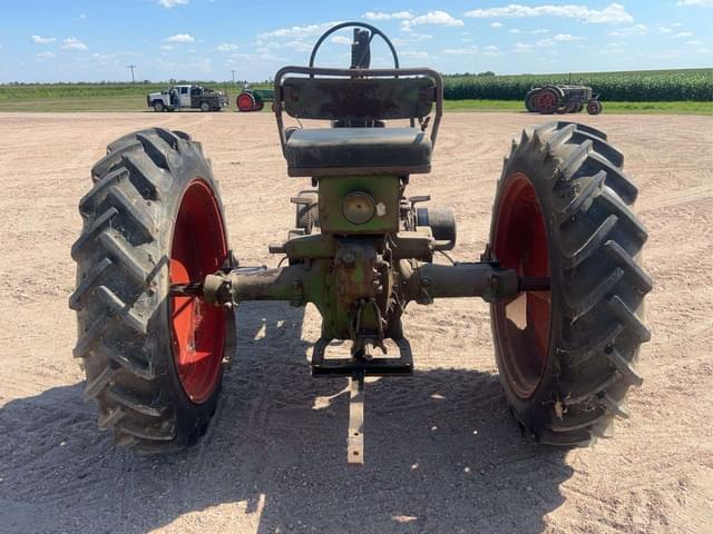Image of John Deere B equipment image 3