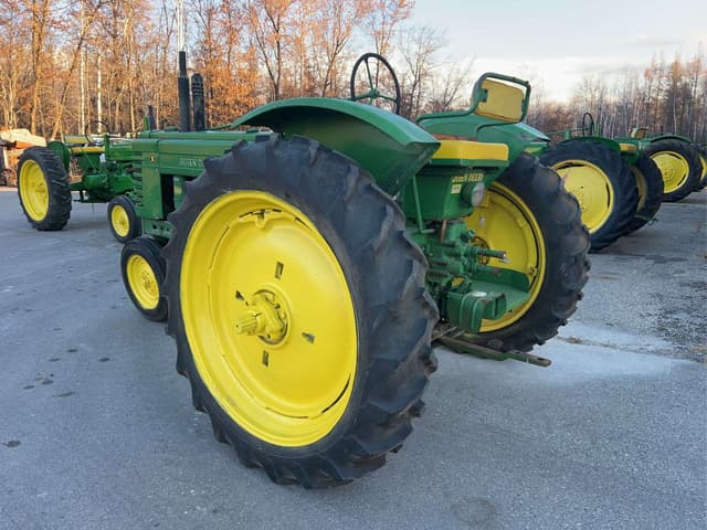 Image of John Deere B equipment image 4