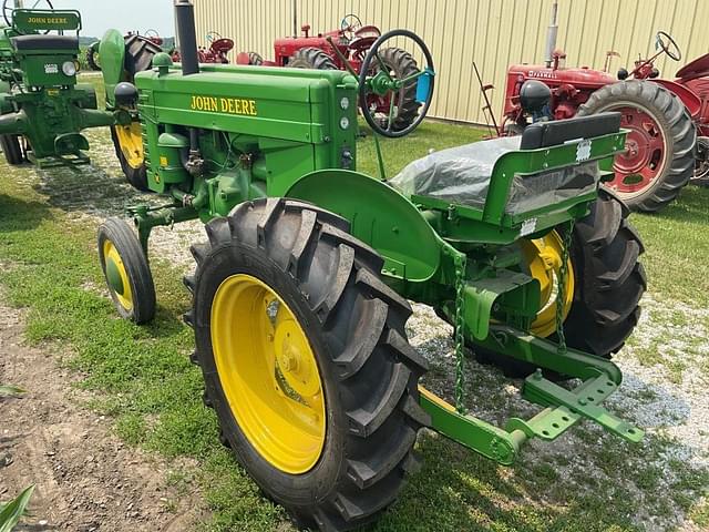 Image of John Deere M equipment image 4