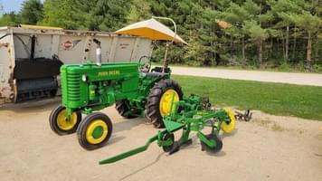 Main image John Deere M