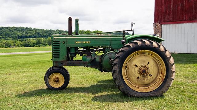Image of John Deere A equipment image 2