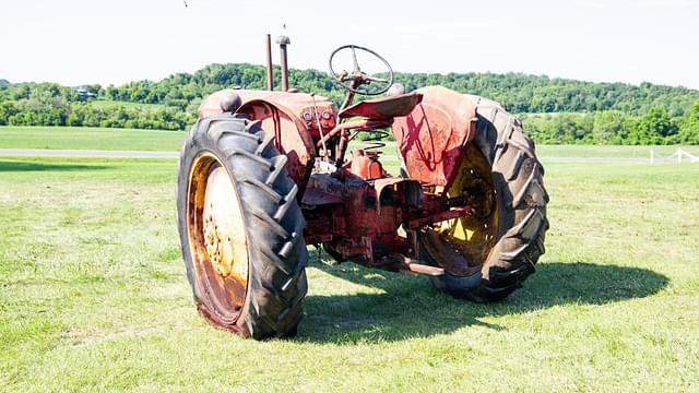 Image of Massey-Harris 30 equipment image 3
