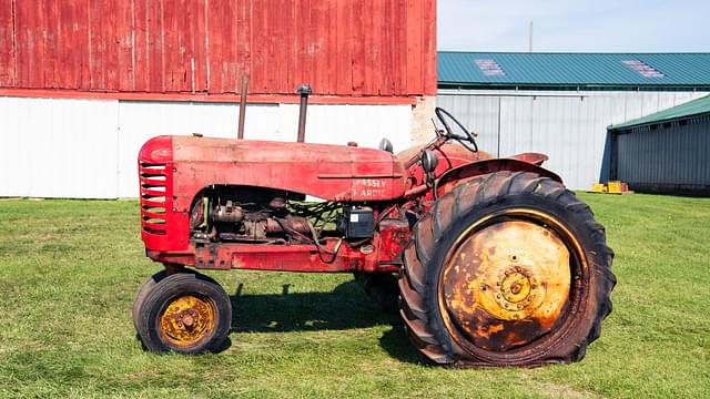 Image of Massey-Harris 30 equipment image 1