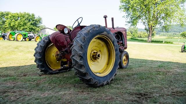 Image of Massey-Harris 44 equipment image 4