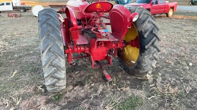 Image of Massey-Harris 44 equipment image 4