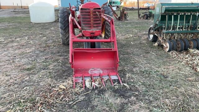 Image of Massey-Harris 44 equipment image 1