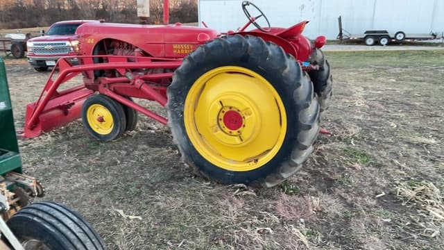 Image of Massey-Harris 44 equipment image 3