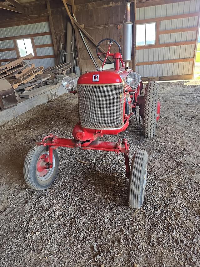 Image of Farmall Cub equipment image 3