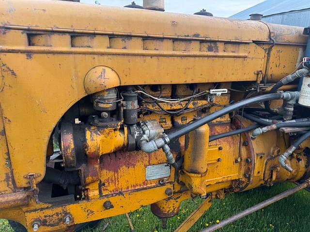 Image of Minneapolis-Moline U equipment image 3