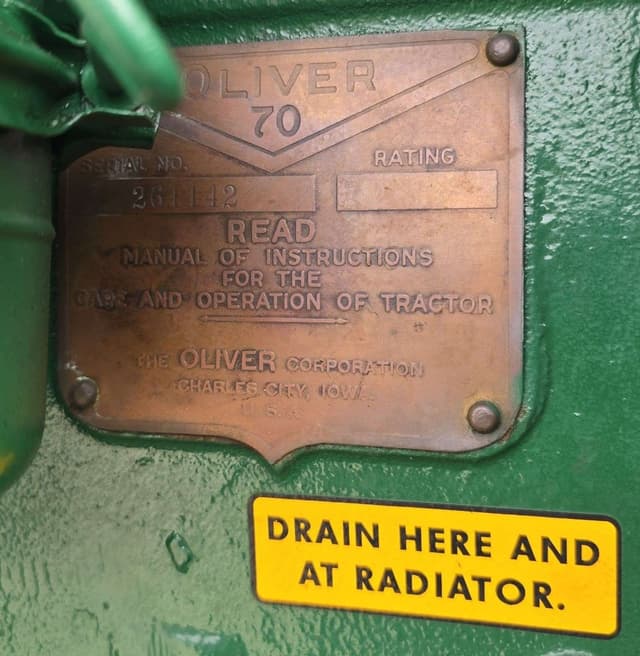 Image of Oliver 70 equipment image 3
