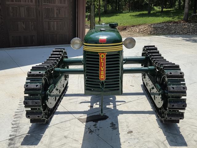 Image of Oliver HG 68 equipment image 2