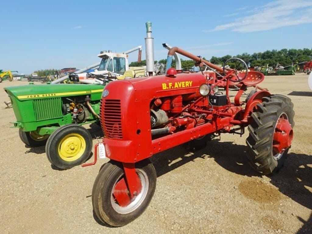 1948 B.F. Avery A Equipment Image0