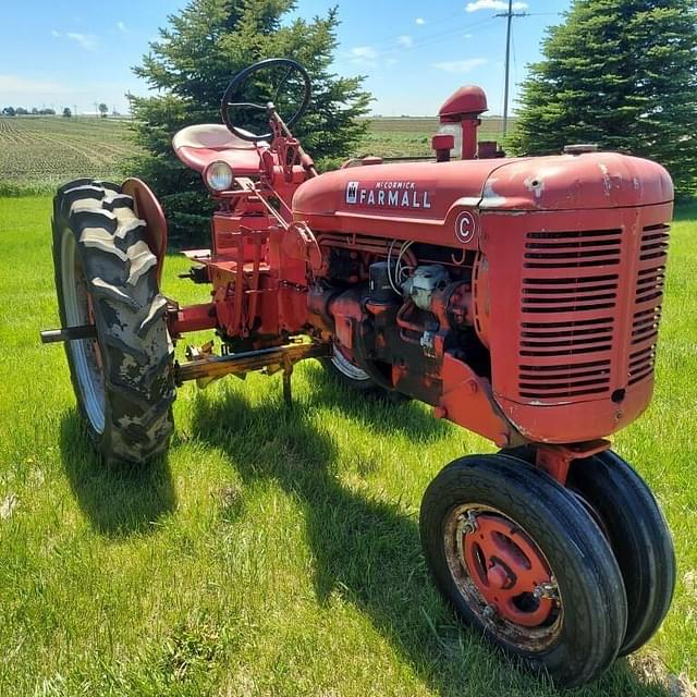 Image of Farmall C equipment image 1