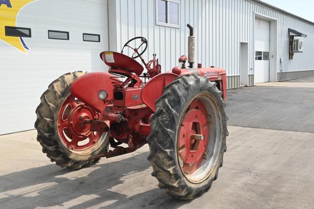 Image of Farmall C equipment image 2