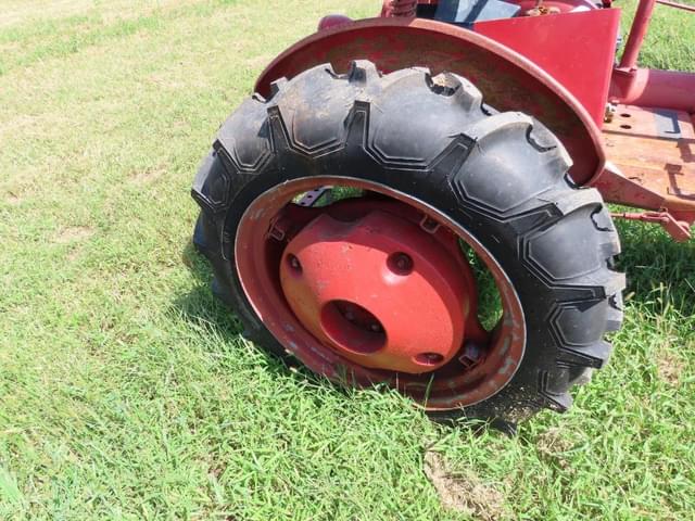Image of Farmall Cub equipment image 3