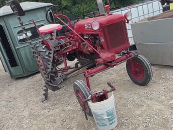 Main image Farmall Cub