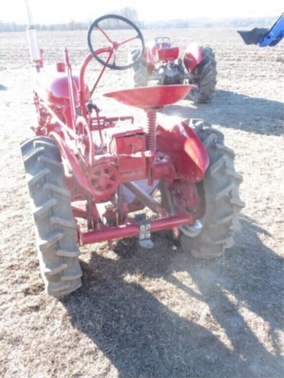 Image of Farmall Cub equipment image 4