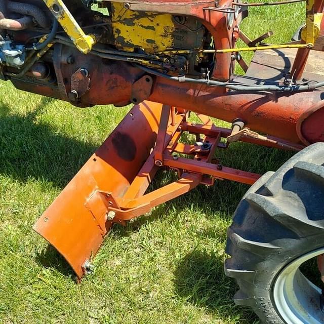 Image of Farmall Cub equipment image 3