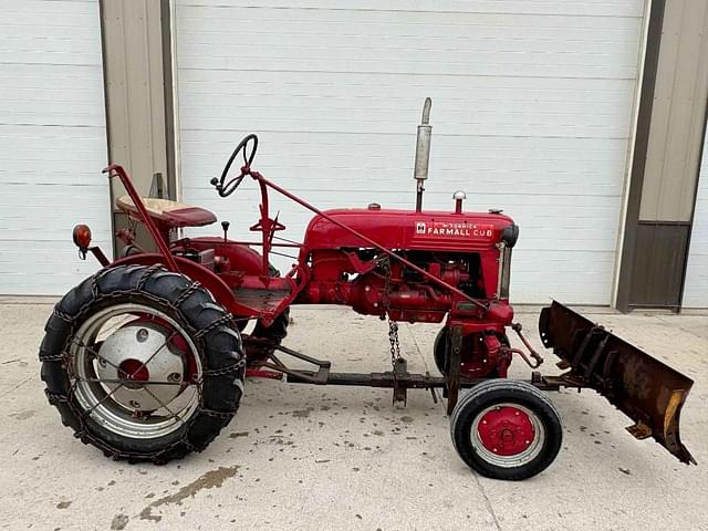 Image of Farmall Cub equipment image 1