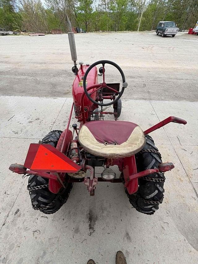 Image of Farmall Cub equipment image 4