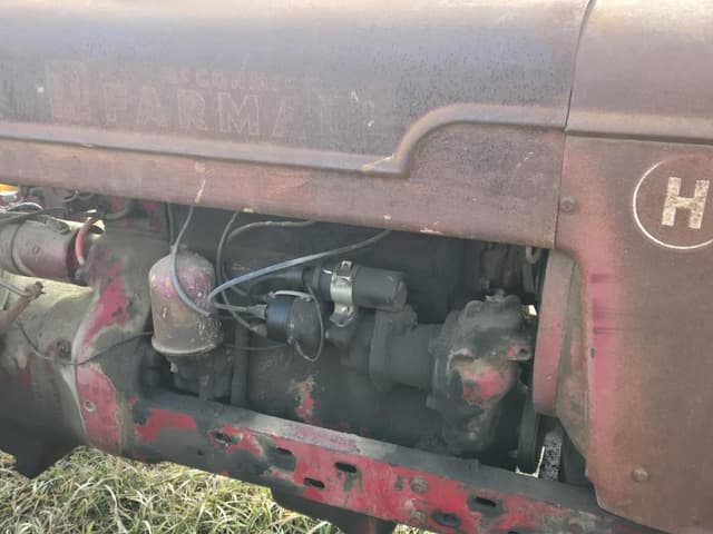 Image of Farmall H equipment image 4