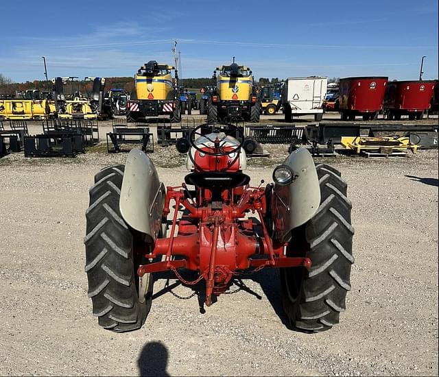 Image of Ford 8N equipment image 4