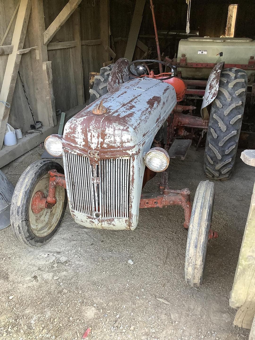 Image of Ford 8N Image 1