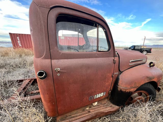 Image of Ford F6 equipment image 4