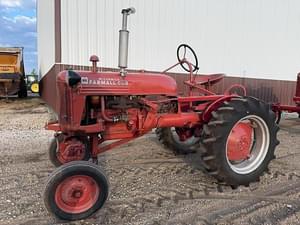 1948 Farmall Cub Image