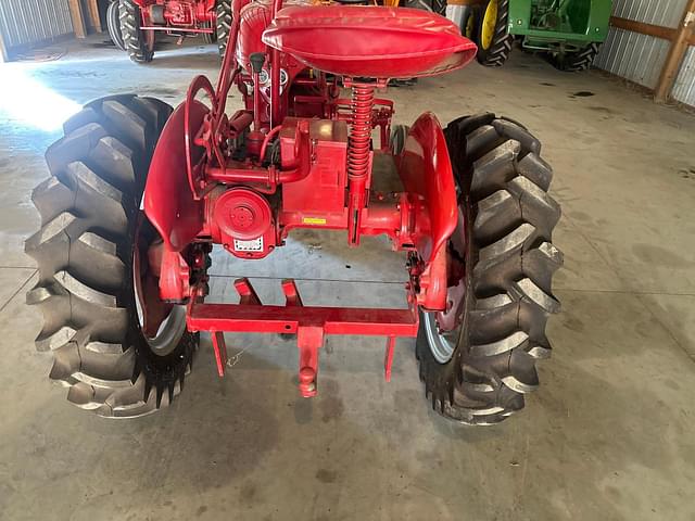 Image of Farmall Cub equipment image 3