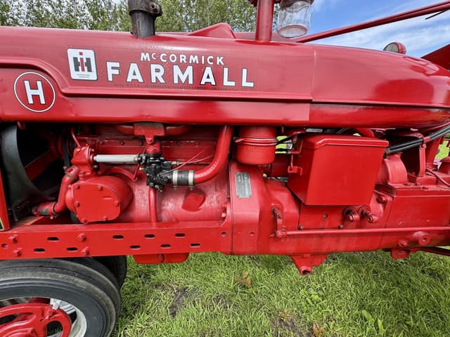 Image of International H equipment image 4