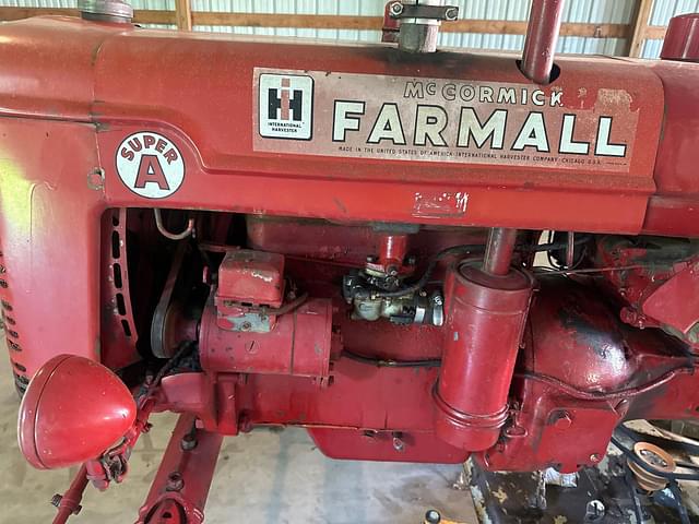 Image of Farmall Super A equipment image 3