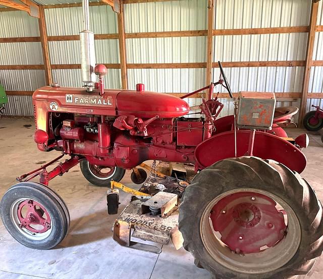 Image of Farmall Super A equipment image 2