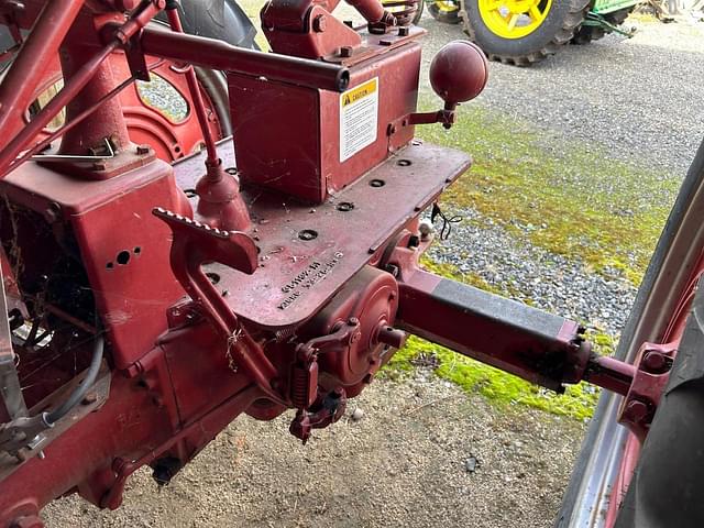 Image of Farmall Super C equipment image 4