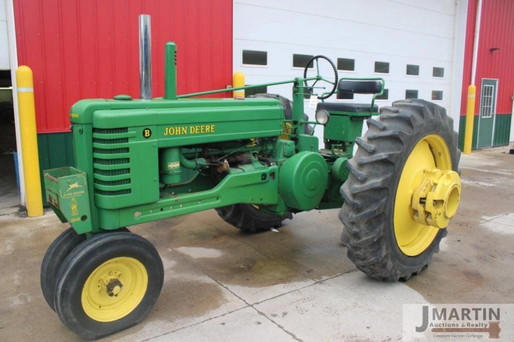 1948 John Deere B Equipment Image0