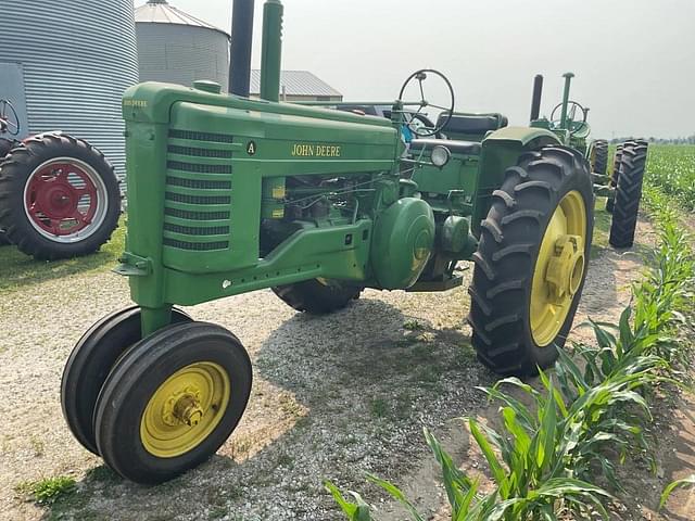 Image of John Deere A equipment image 2