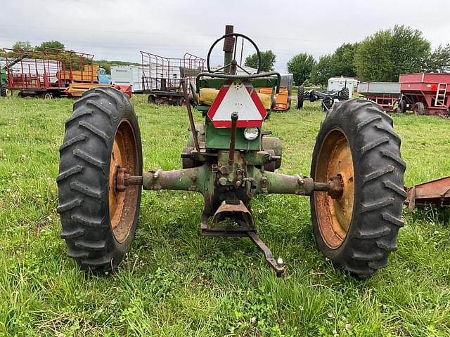 Image of John Deere A equipment image 2